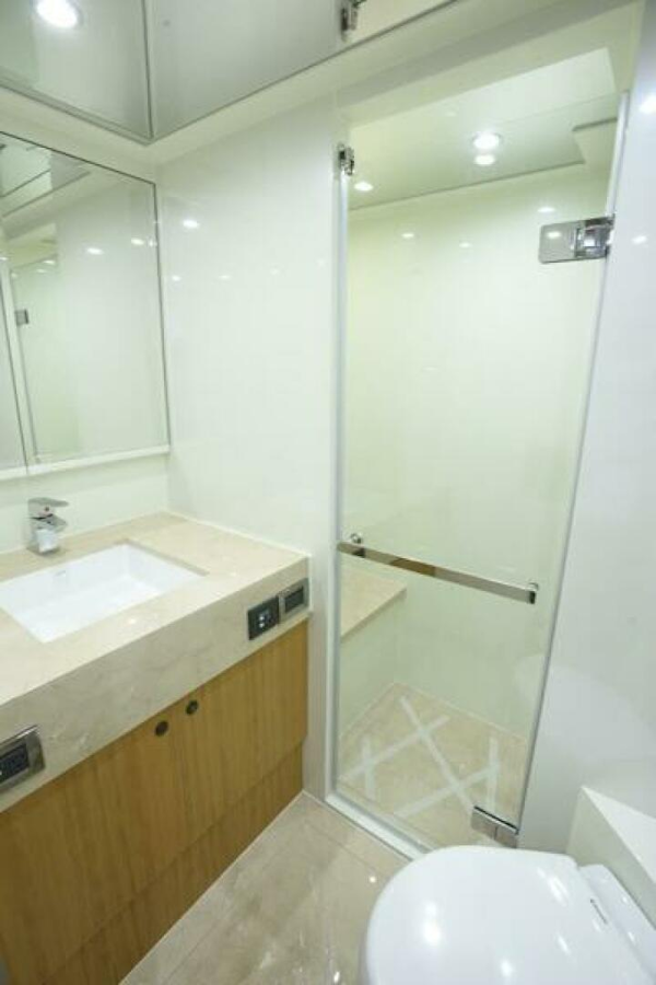 Johnson-Flybridge w/Hydraulic Platform 2027-JOHNSON 93 OPEN FB Kaohsiung-Taiwan-Guest Head-5032679