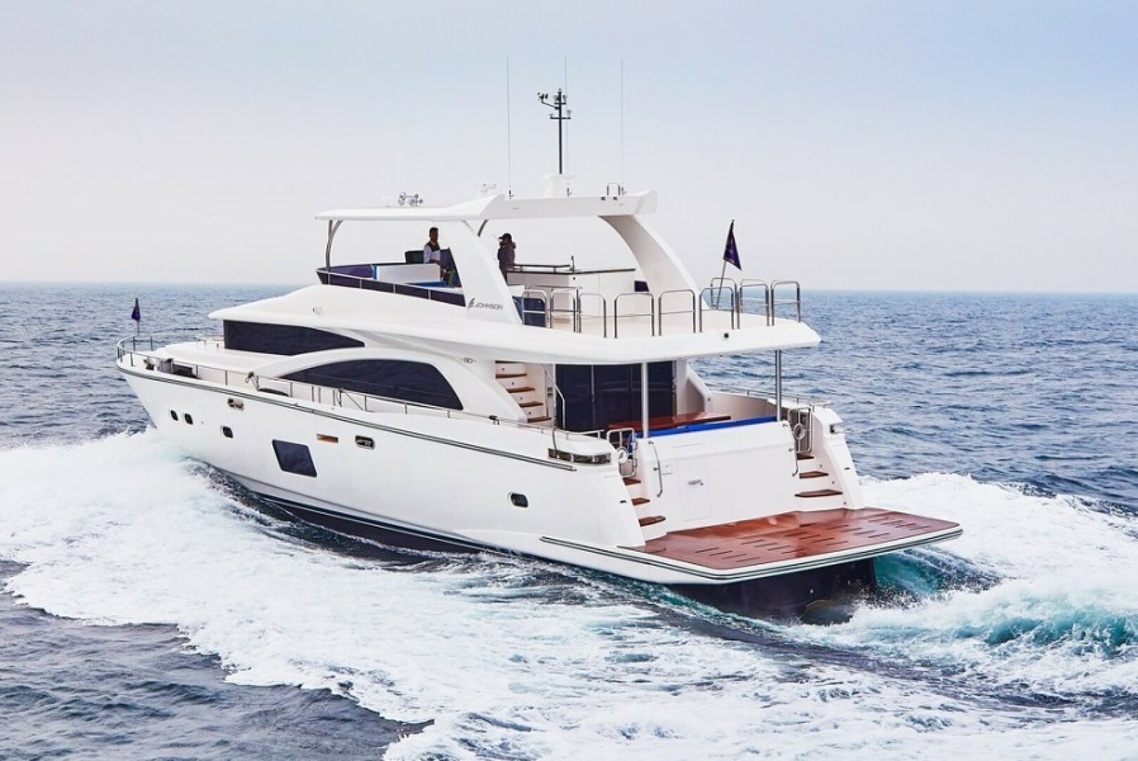 Johnson-Flybridge w/Hydraulic Platform 2027-JOHNSON 80 FLYBRIDGE Kaohsiung-Taiwan-Stern shot-5033195 | Thumbnail