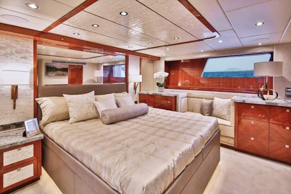 Johnson-Flybridge w/Hydraulic Platform 2027-JOHNSON 80 FLYBRIDGE Kaohsiung-Taiwan-Master-5033166