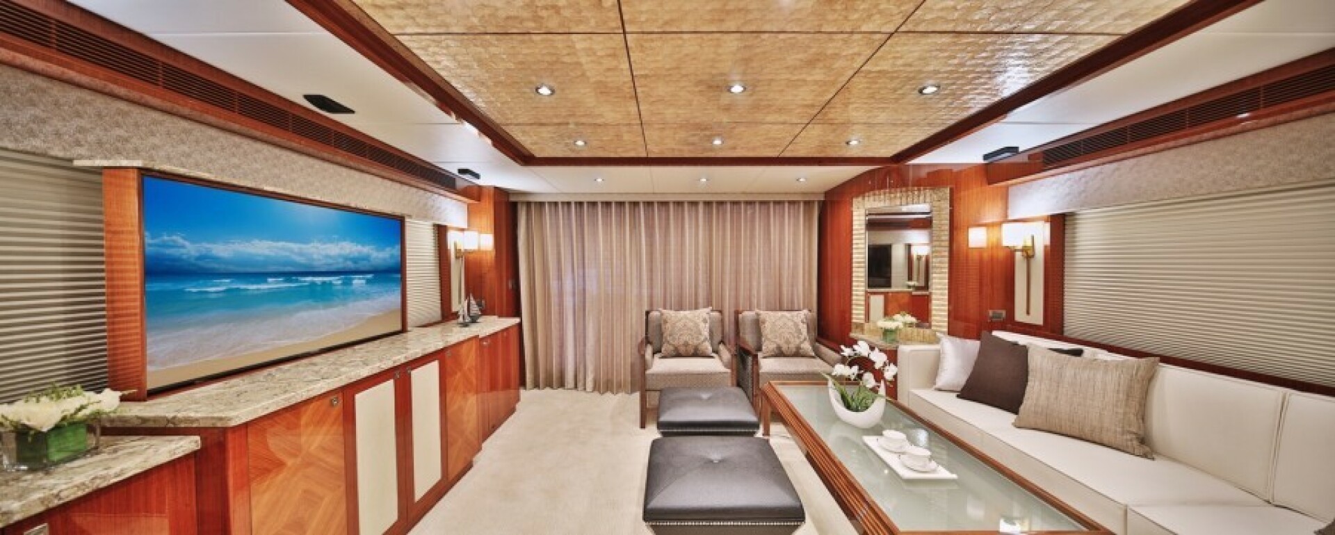 Johnson-Flybridge w/Hydraulic Platform 2027-JOHNSON 80 FLYBRIDGE Kaohsiung-Taiwan-Salon looking aft-5033141 | Thumbnail