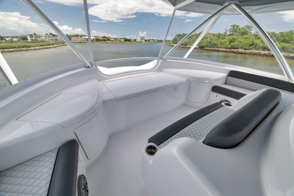 Viking-Convertible 2024-LADY SURFBUM Jupiter-Florida-United States-5425673