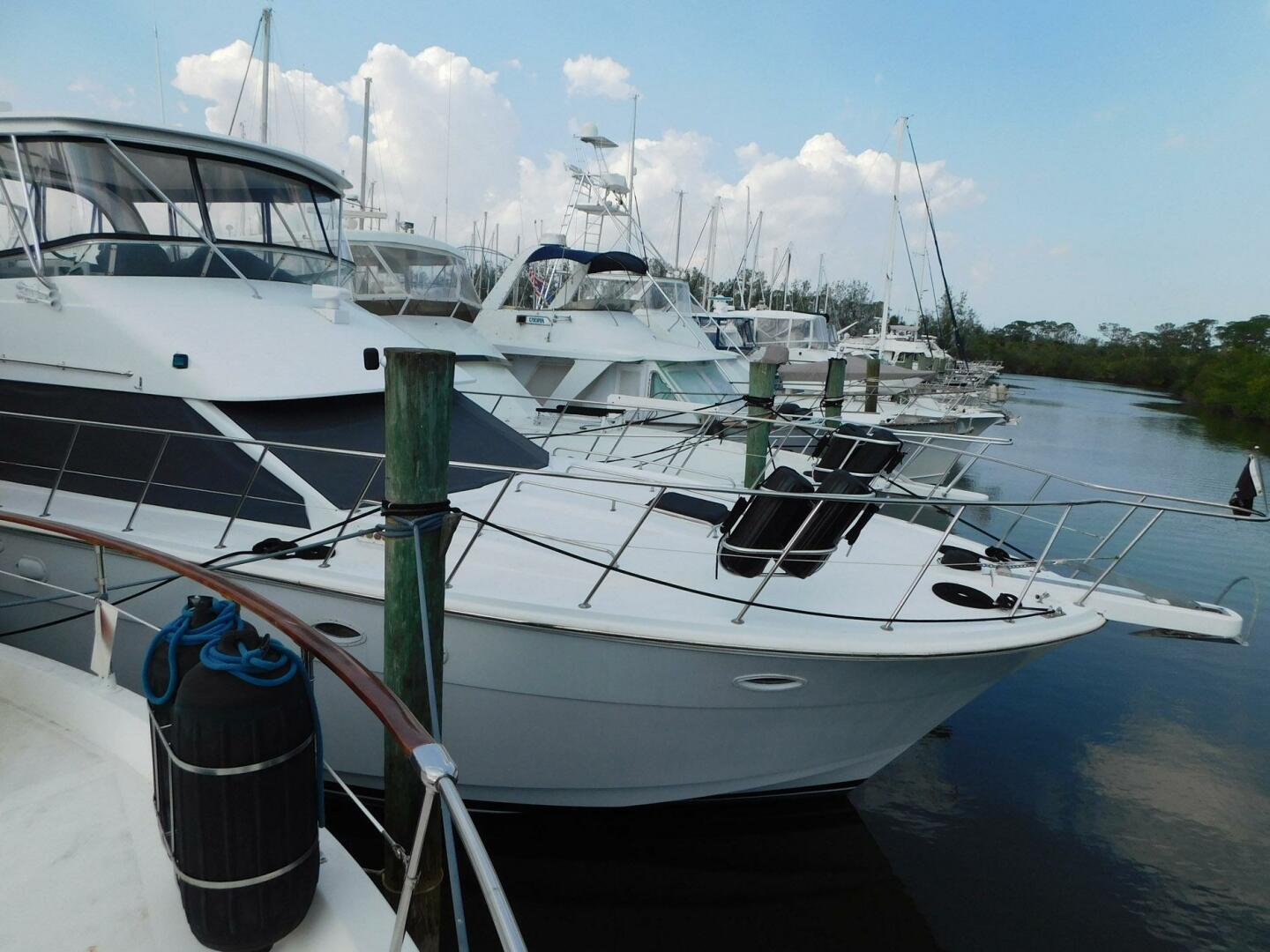 Jefferson-52 Riviana 1995-Fins Merritt Island-Florida-United States-5040643 | Thumbnail