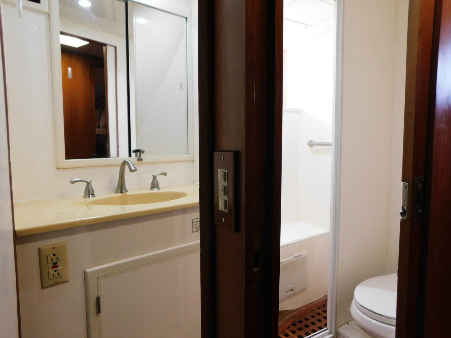 Jefferson-52 Riviana 1995-Fins Merritt Island-Florida-United States-5040625 | Thumbnail