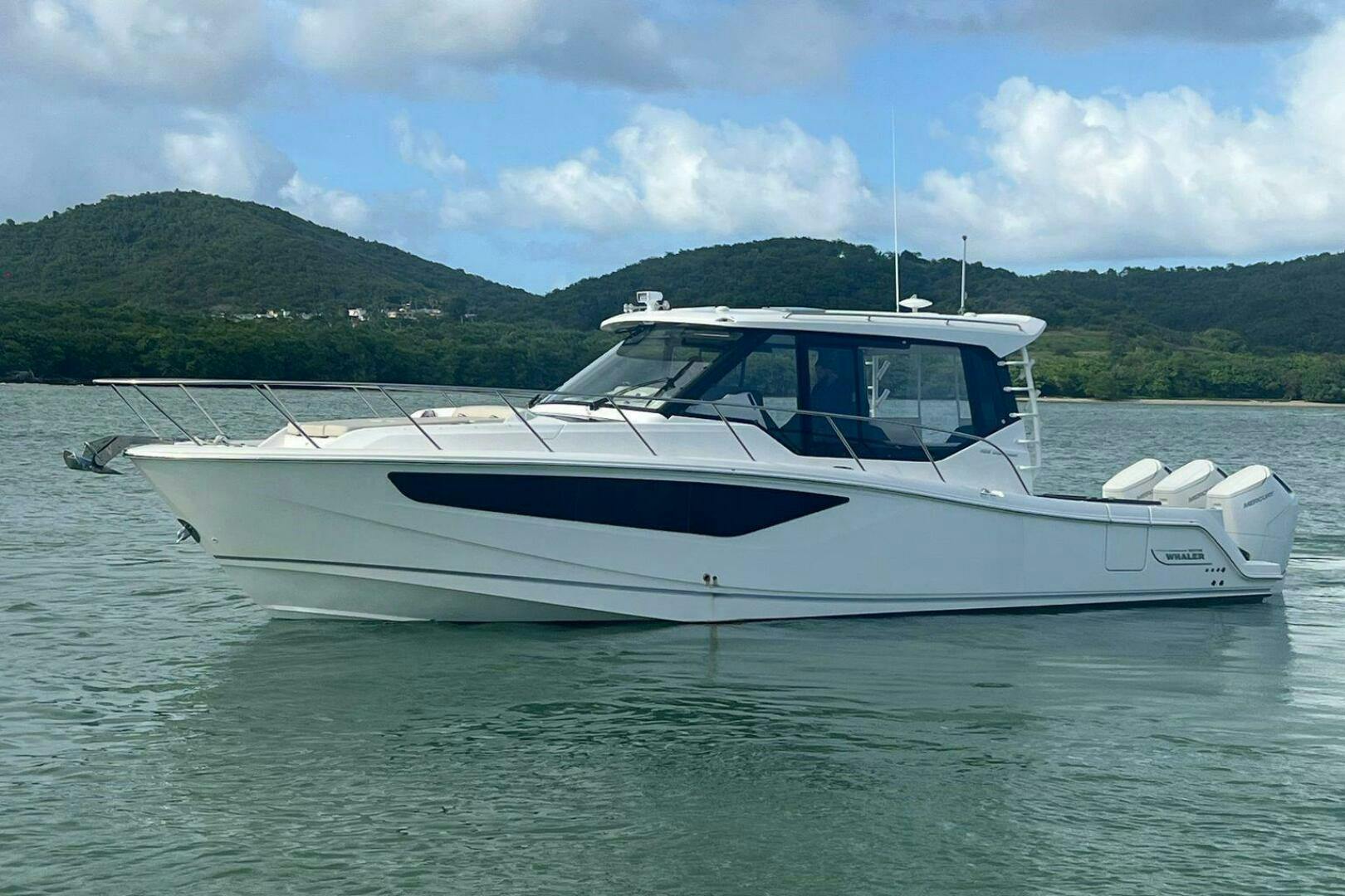 Boston Whaler-Conquest 405 2022 -Fajardo-Puerto Rico-5043009