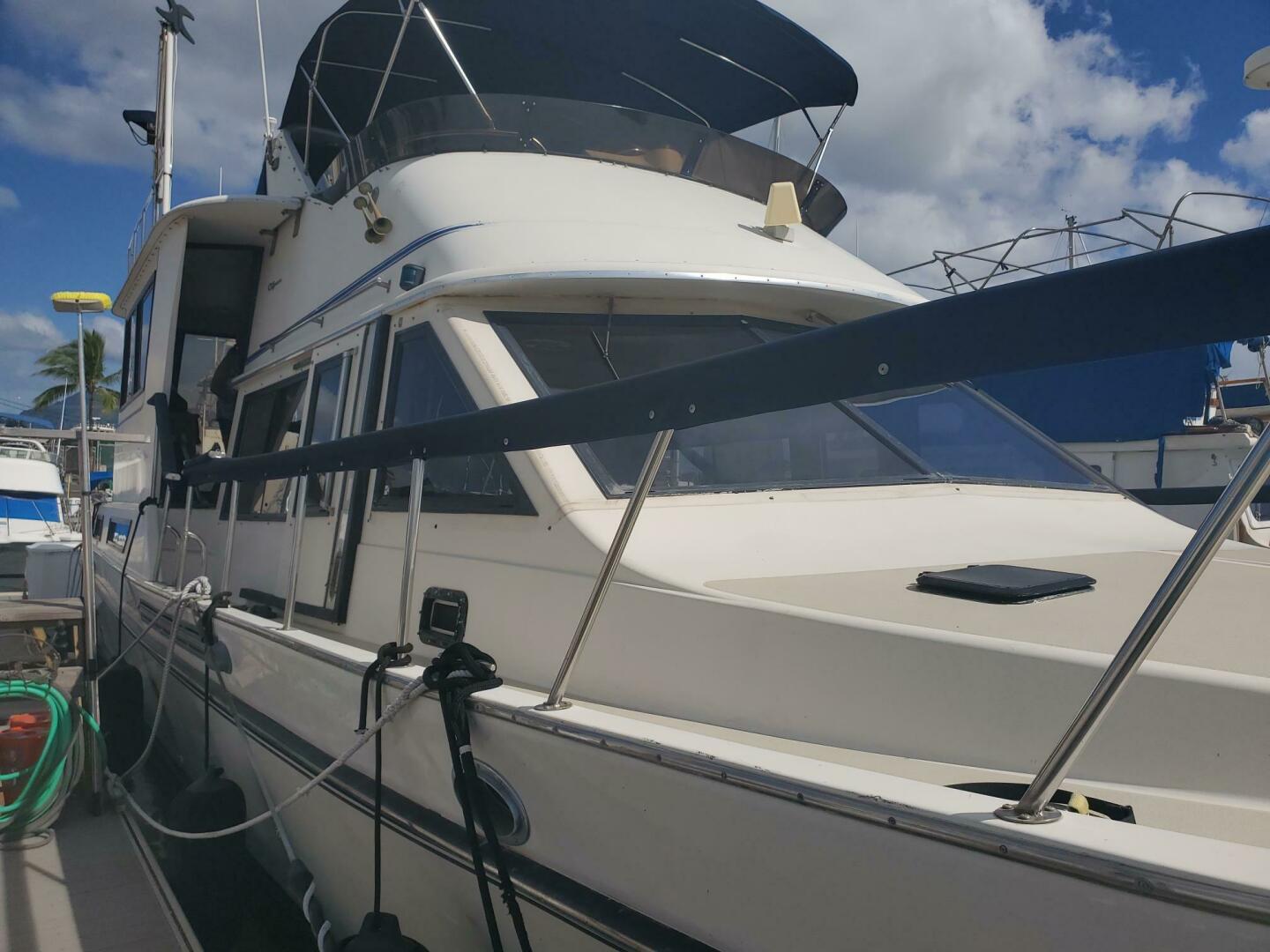 Californian-5239 Cockpit Motor Yacht 1985 -Honolulu-Hawaii-United States-5050853 | Thumbnail