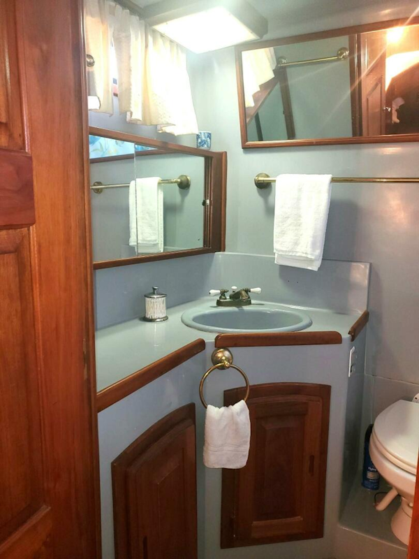 Californian-5239 Cockpit Motor Yacht 1985 -Honolulu-Hawaii-United States-5050898