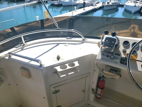 Californian-5239 Cockpit Motor Yacht 1985 -Honolulu-Hawaii-United States-5050880
