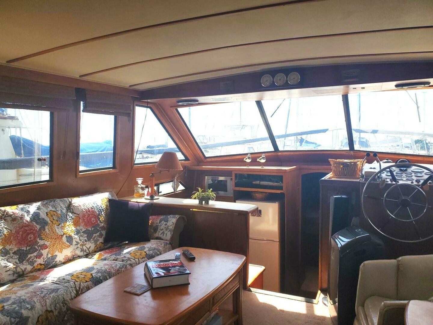 Californian-5239 Cockpit Motor Yacht 1985 -Honolulu-Hawaii-United States-5050870 | Thumbnail