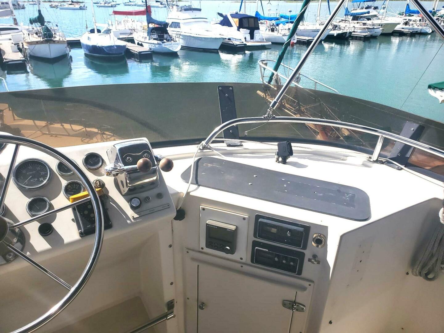 Californian-5239 Cockpit Motor Yacht 1985 -Honolulu-Hawaii-United States-5050892 | Thumbnail