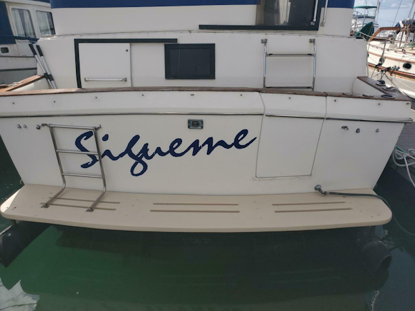 Californian-5239 Cockpit Motor Yacht 1985 -Honolulu-Hawaii-United States-5050856