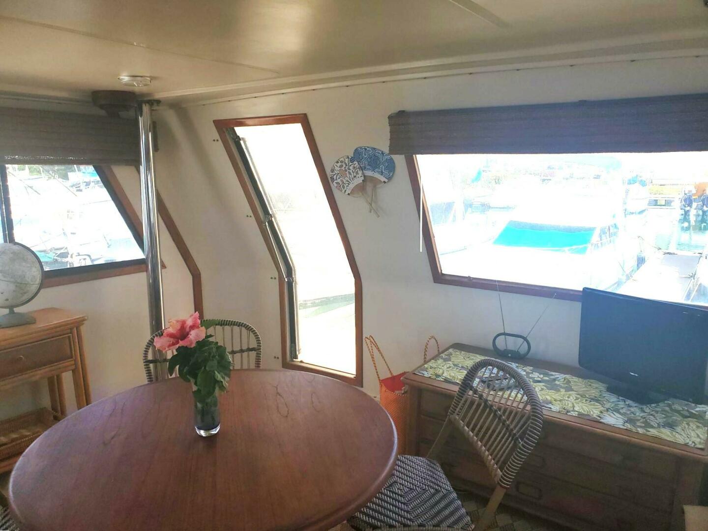 Californian-5239 Cockpit Motor Yacht 1985 -Honolulu-Hawaii-United States-5050868 | Thumbnail
