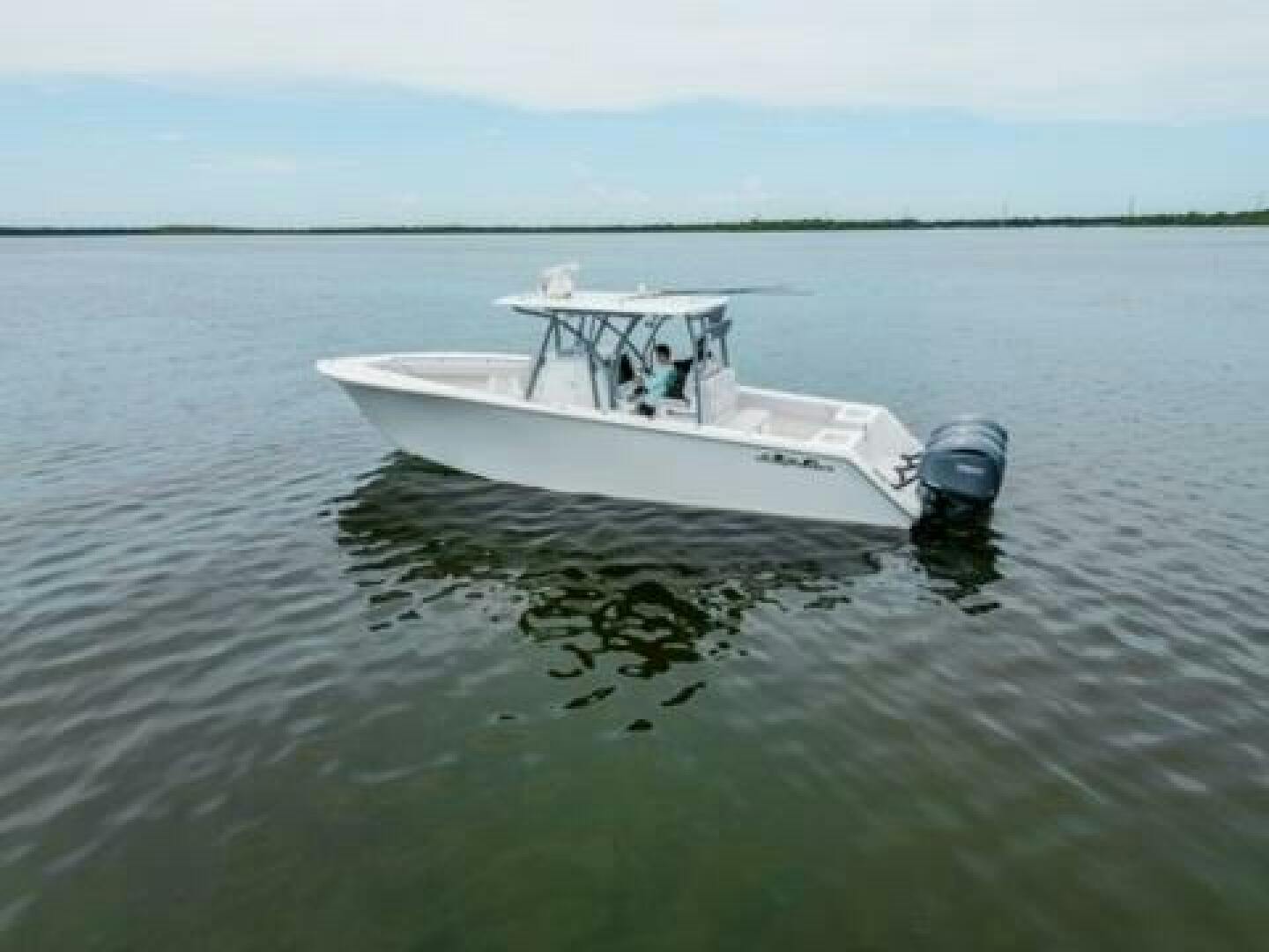 Sea Hunter-33 Tournament 2024-TRIPLE C North Palm Beach-Florida-United States-2024 Sea Hunter 33  Exterior profile on the water -5051058