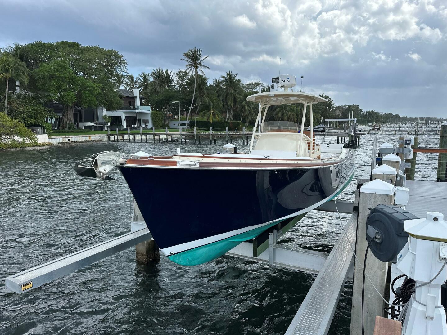 Hinckley-Talaria 29 C 2002-Katie J Manalapan-Florida-United States-5094099 | Thumbnail