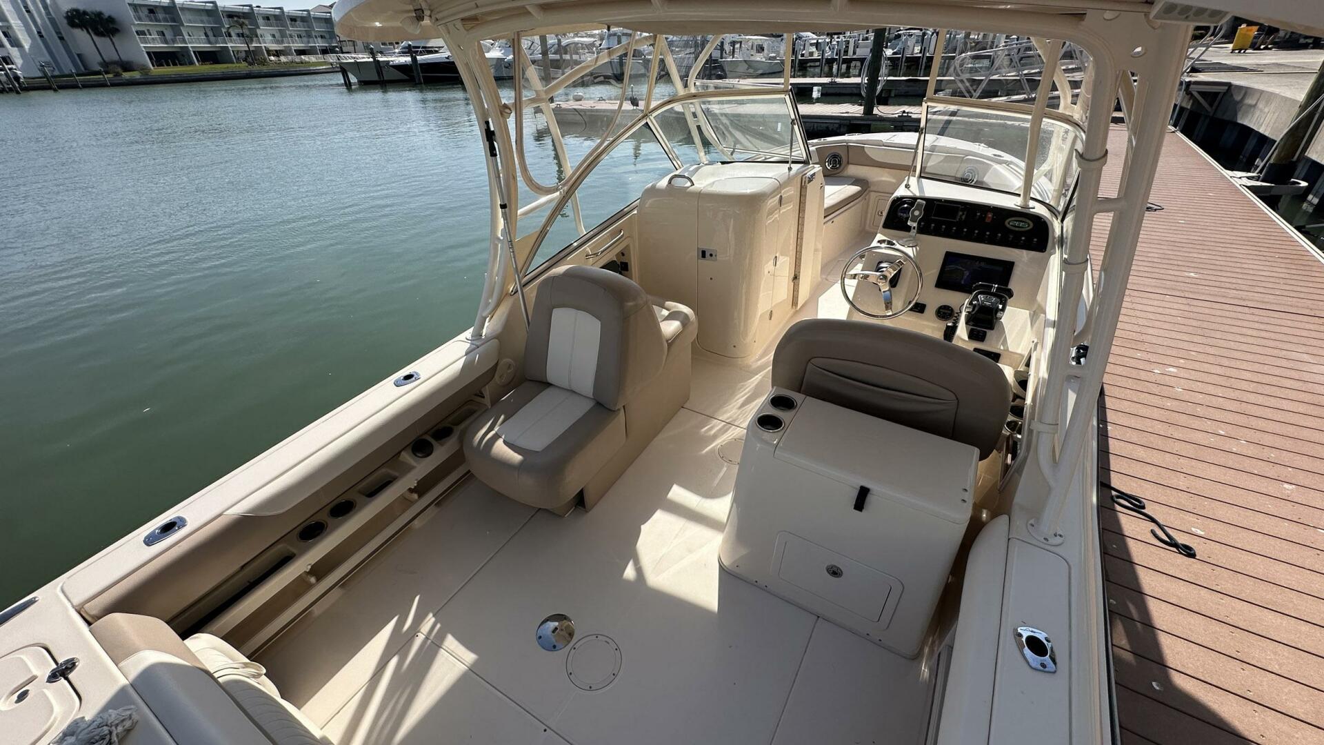 Grady-White-Freedom 285 2013 -Saint Petersburg-Florida-United States-5059776 | Thumbnail