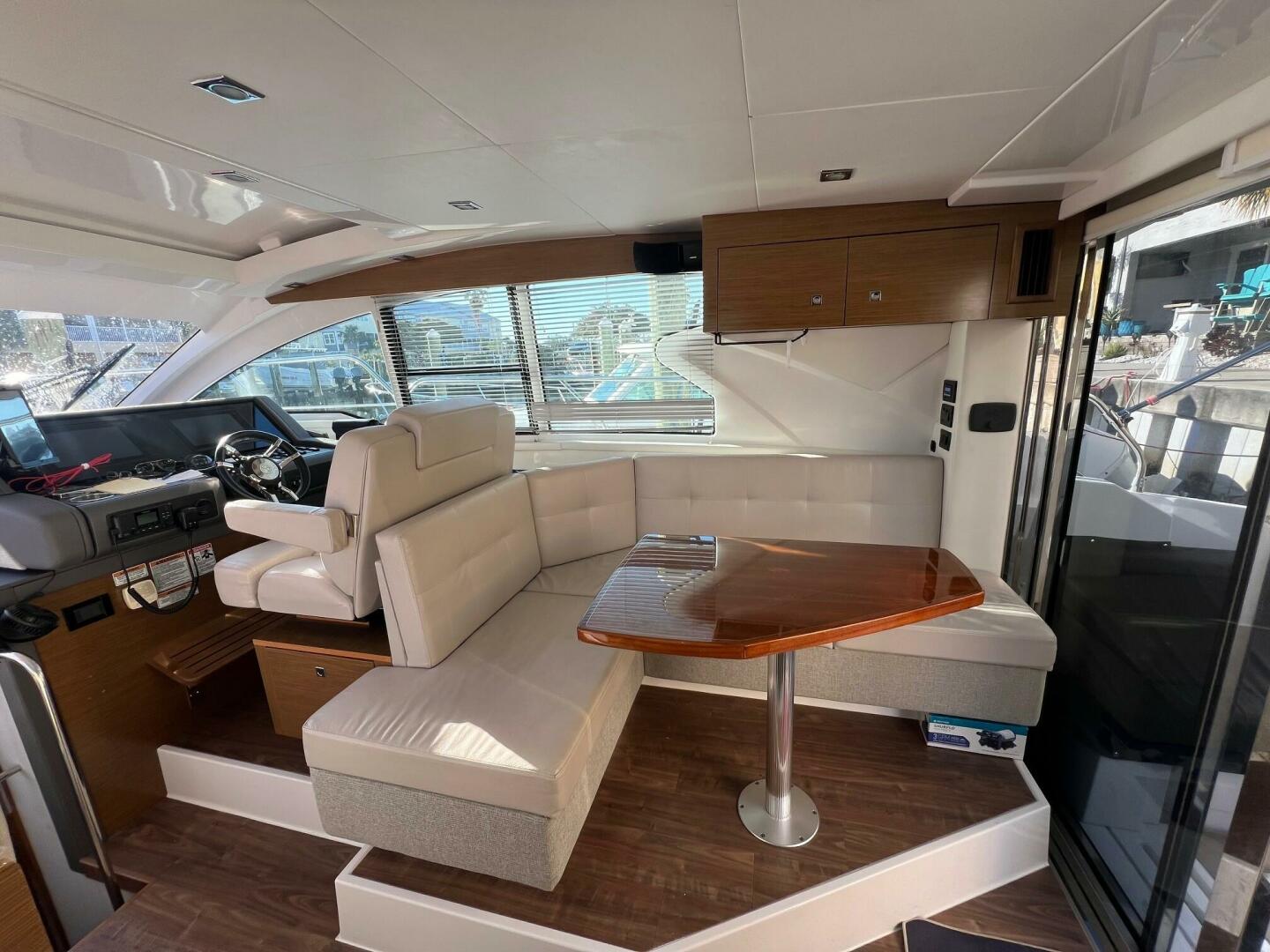Cruisers Yachts-42 Cantius 2018 -Greenwhich-Connecticut-United States-5075087 | Thumbnail