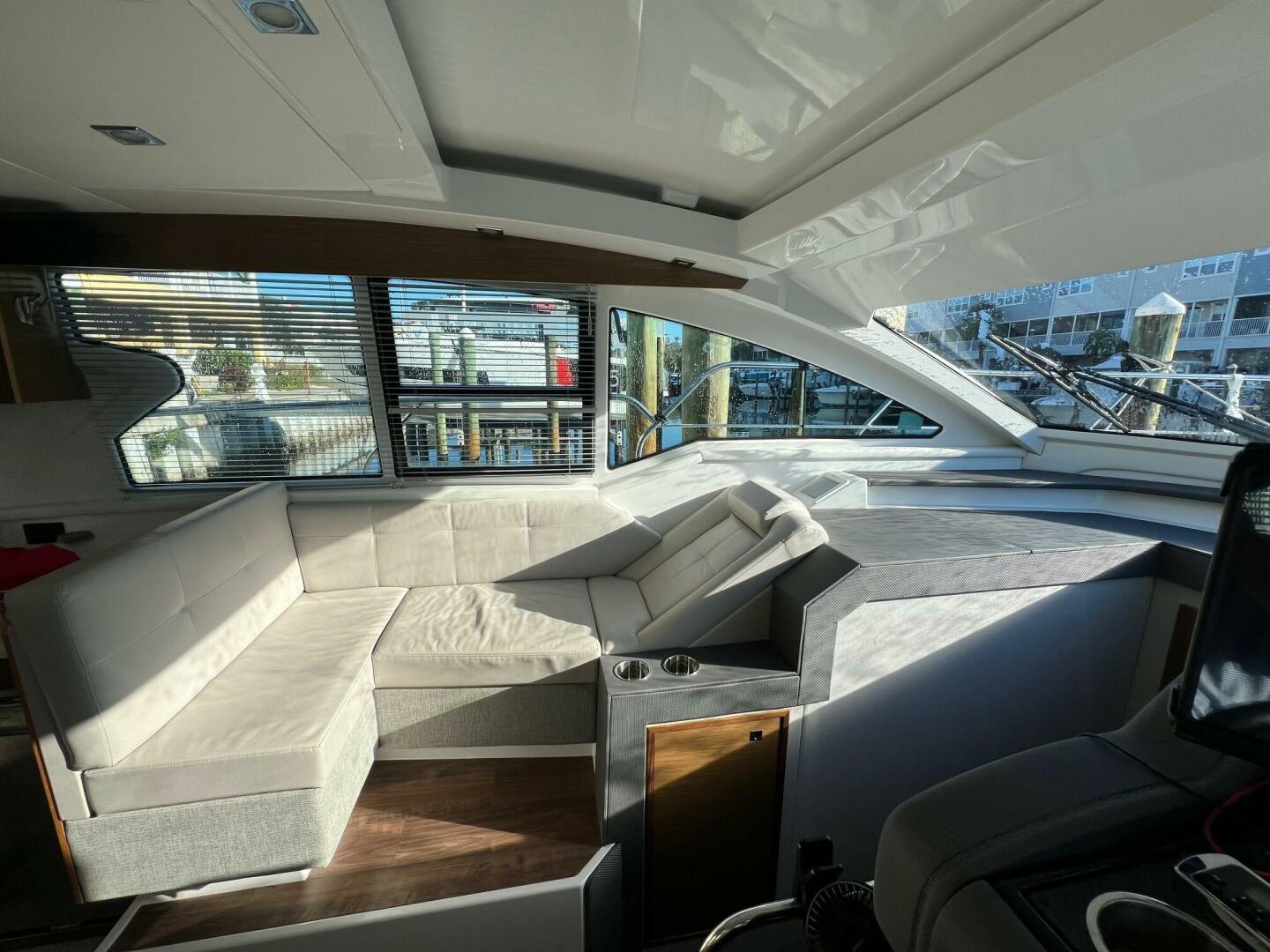 Cruisers Yachts-42 Cantius 2018 -Greenwhich-Connecticut-United States-5075095 | Thumbnail