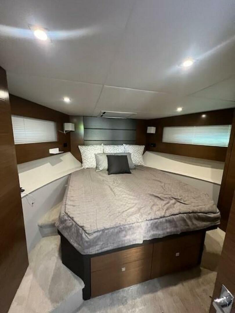 Cruisers Yachts-42 Cantius 2018 -Greenwhich-Connecticut-United States-5075099 | Thumbnail
