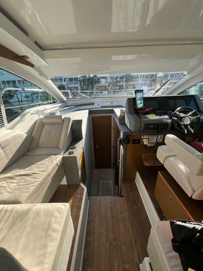 Cruisers Yachts-42 Cantius 2018 -Greenwhich-Connecticut-United States-5075088 | Thumbnail