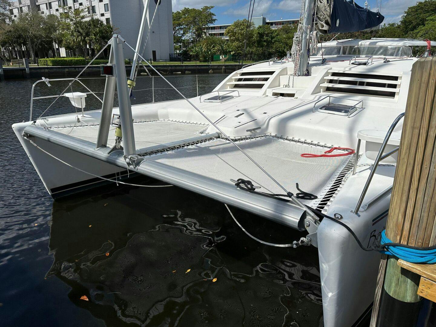 Leopard 2001 -Fort Lauderdale-2001-leopard-47-sail-9690095-20250224075308500-1_XLARGE.jpg-5063607