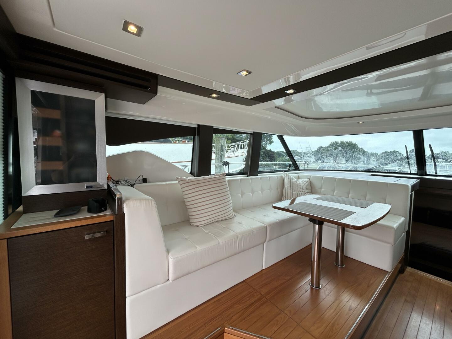 Tiara Yachts-C44 Coupe 2015 -Westbrook-Connecticut-United States-5467795 | Thumbnail