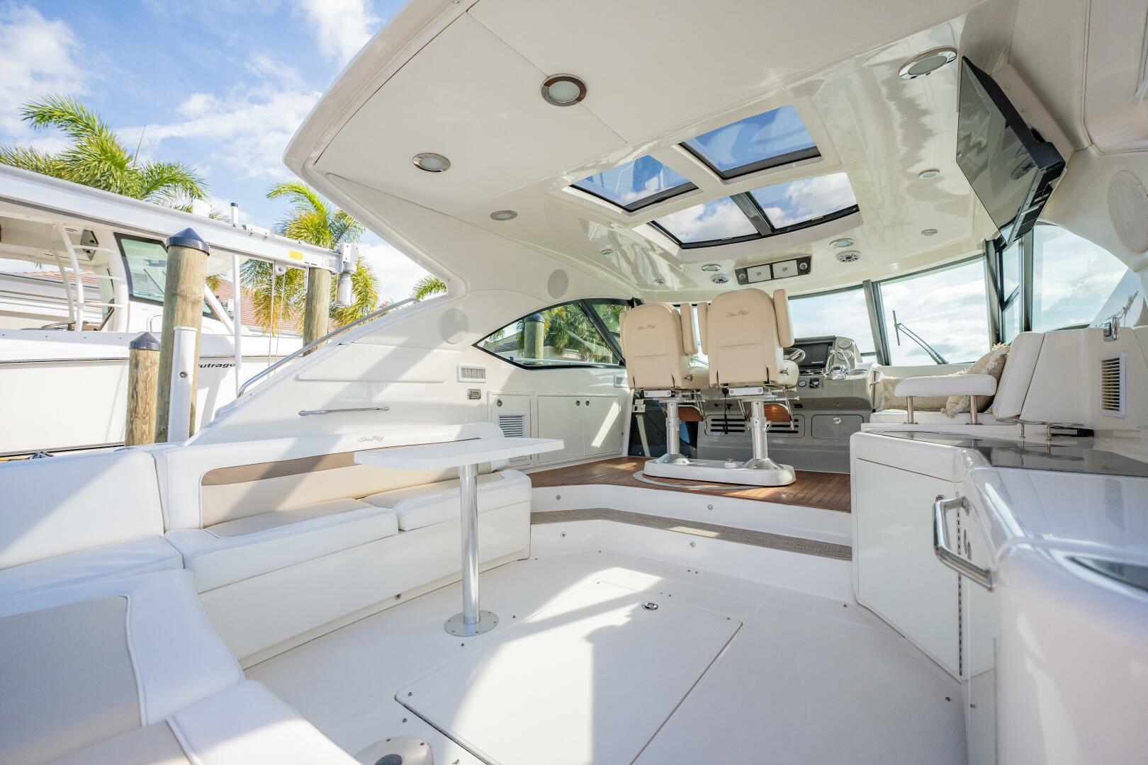 Sea Ray-540 Sundancer 2013-Time Out Vero Beach-Florida-United States-5072332 | Thumbnail