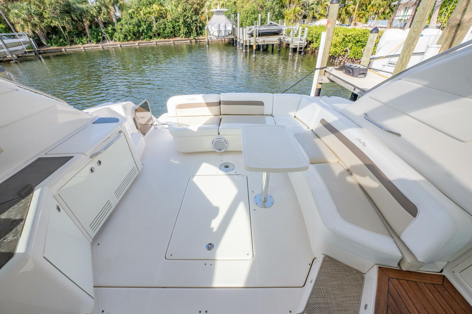 Sea Ray-540 Sundancer 2013-Time Out Vero Beach-Florida-United States-5072333 | Thumbnail