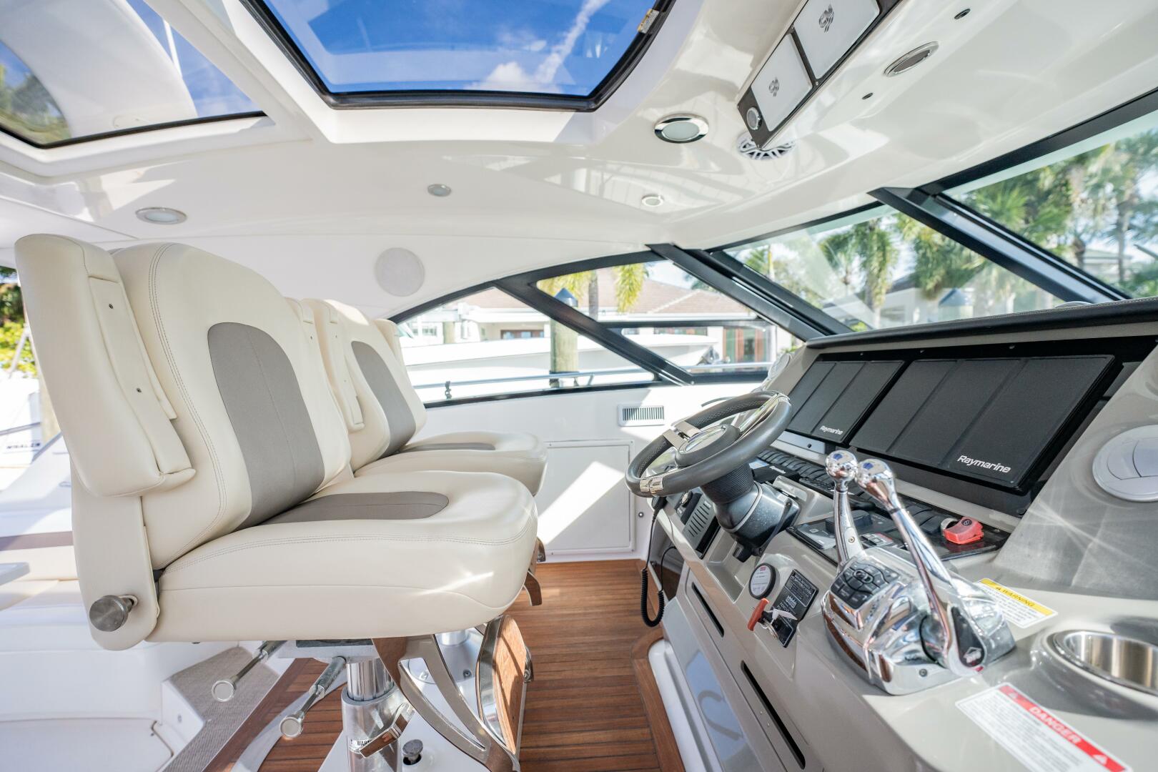 Sea Ray-540 Sundancer 2013-Time Out Vero Beach-Florida-United States-5072320 | Thumbnail
