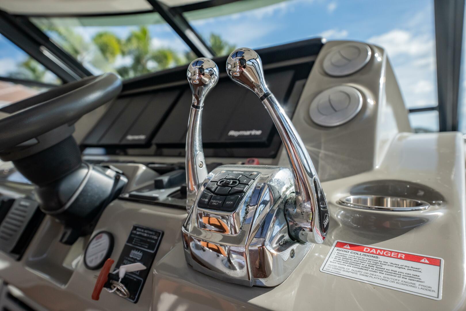 Sea Ray-540 Sundancer 2013-Time Out Vero Beach-Florida-United States-5072316 | Thumbnail