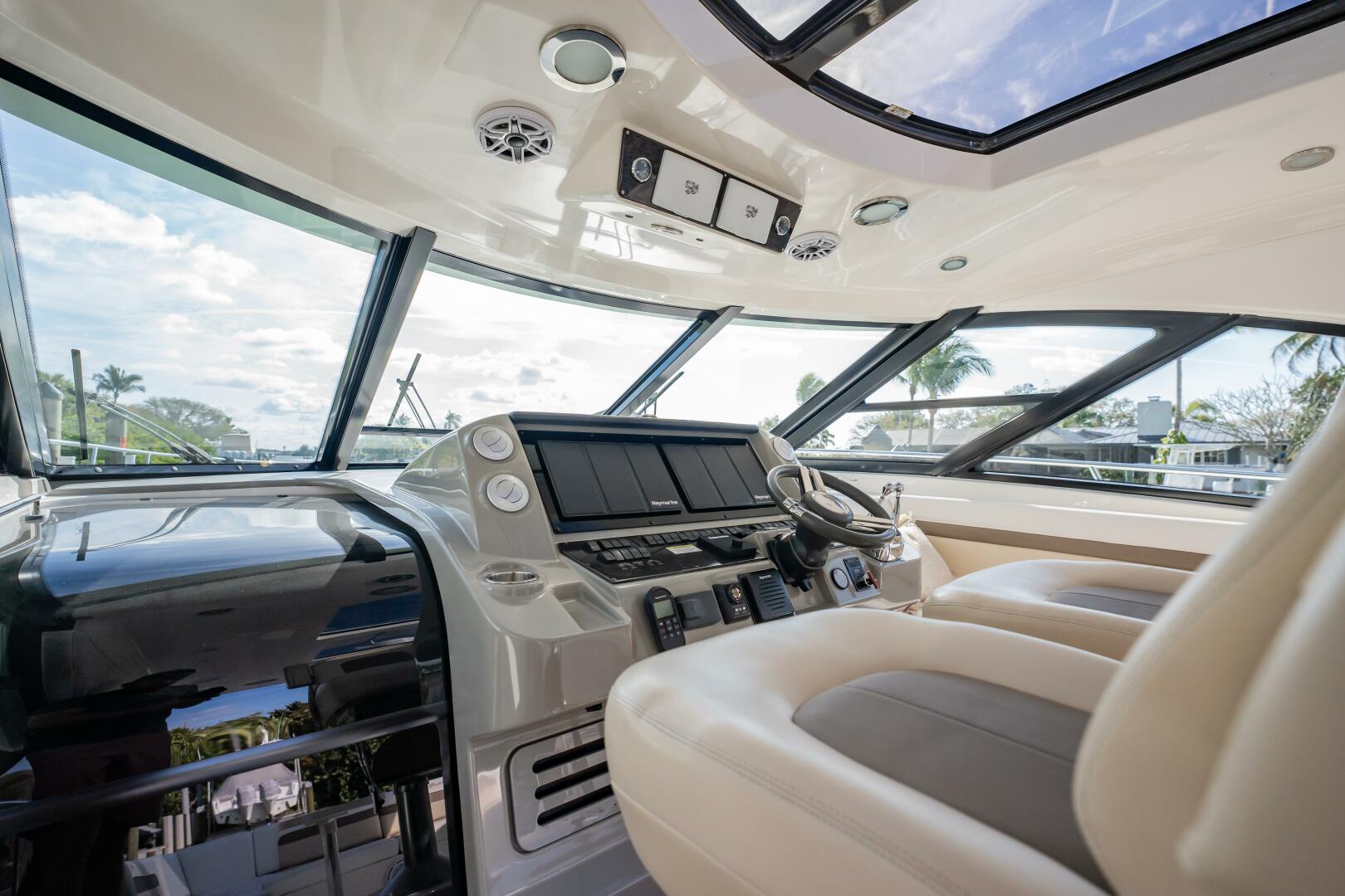 Sea Ray-540 Sundancer 2013-Time Out Vero Beach-Florida-United States-5072313 | Thumbnail