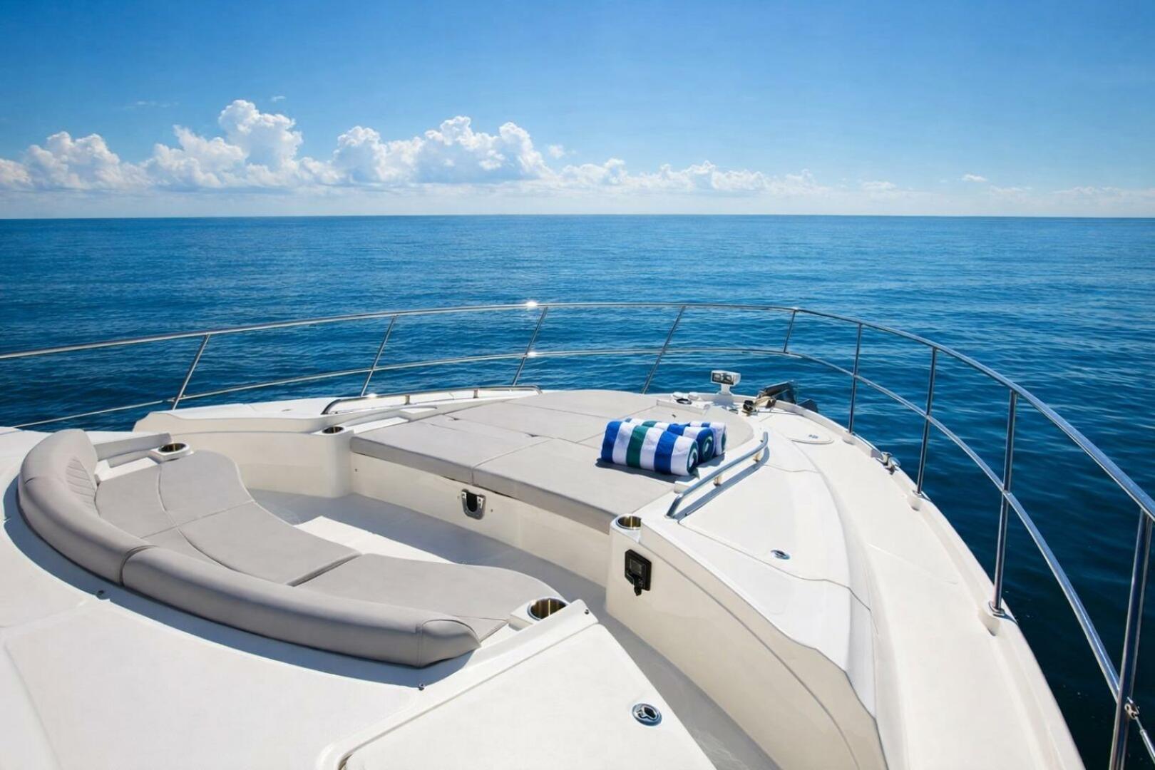 Sea Ray-L650 Fly 2018-Jeanne Rose Naples-Florida-United States-5926505 | Thumbnail