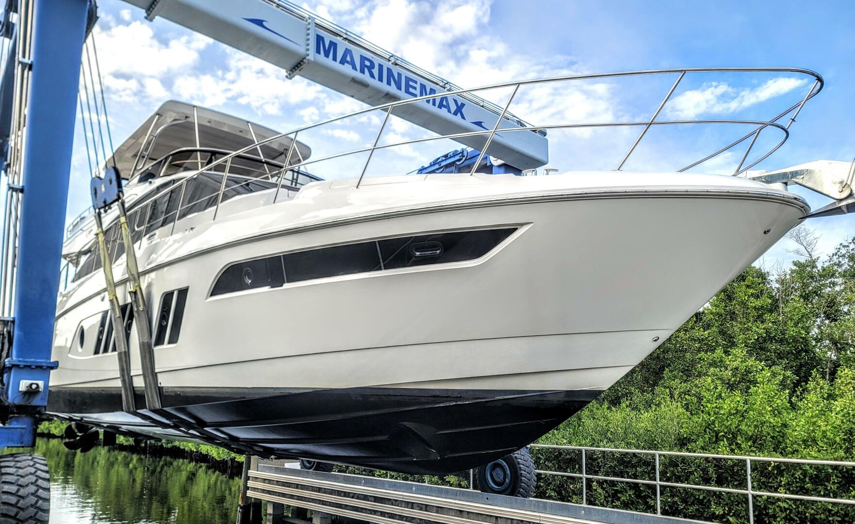 Sea Ray-L650 Fly 2018-Jeanne Rose Naples-Florida-United States-5926486 | Thumbnail