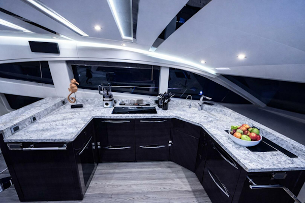 Sea Ray-L650 Fly 2018-Jeanne Rose Naples-Florida-United States-5926488