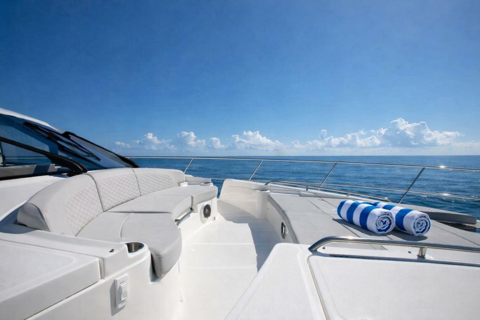 Sea Ray-L650 Fly 2018-Jeanne Rose Naples-Florida-United States-5926502 | Thumbnail