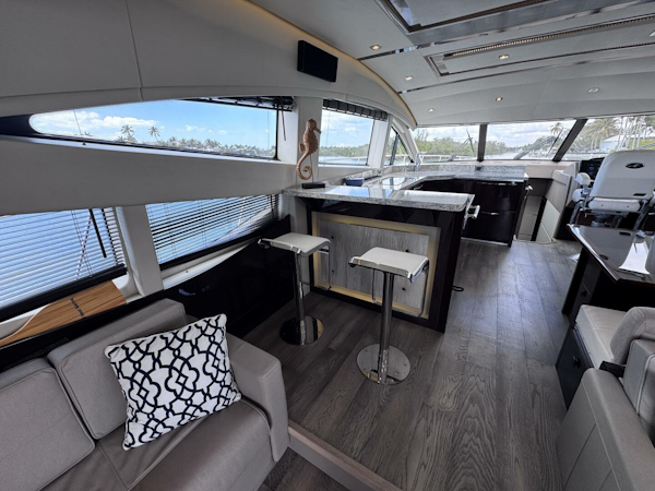 Sea Ray-L650 Fly 2018-Jeanne Rose Naples-Florida-United States-5949926