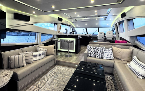 Sea Ray-L650 Fly 2018-Jeanne Rose Naples-Florida-United States-5926468