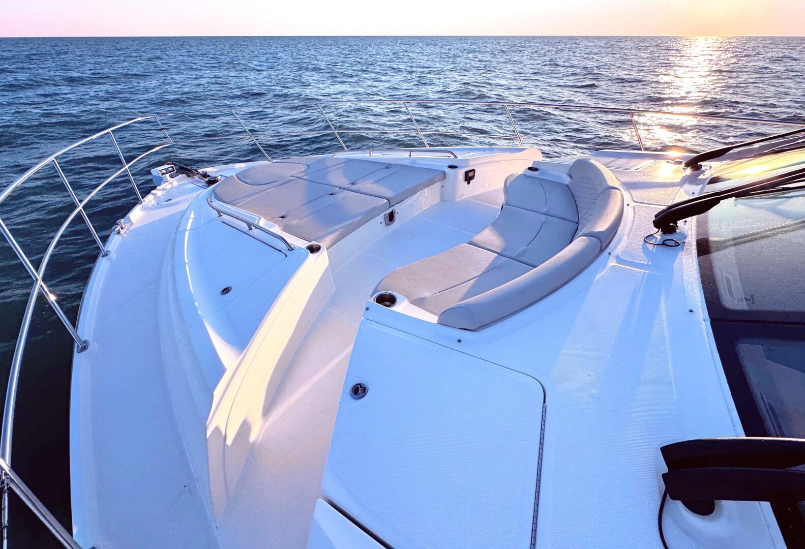 Sea Ray-L650 Fly 2018-Jeanne Rose Naples-Florida-United States-5926504 | Thumbnail