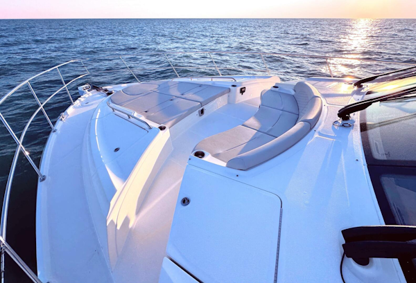 Sea Ray-L650 Fly 2018-Jeanne Rose Naples-Florida-United States-5926504