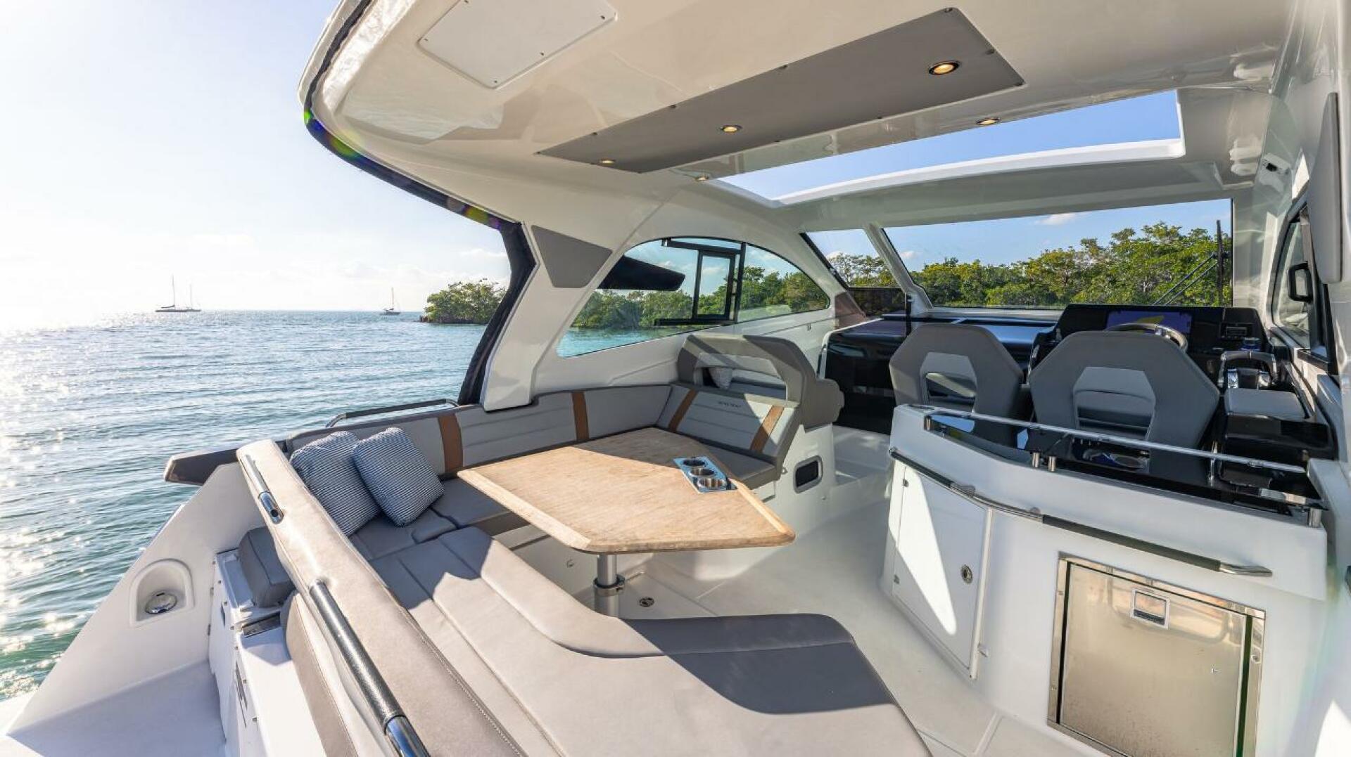 Beneteau-Gran Turismo 32 2021 -Miami-Florida-United States-5092101 | Thumbnail