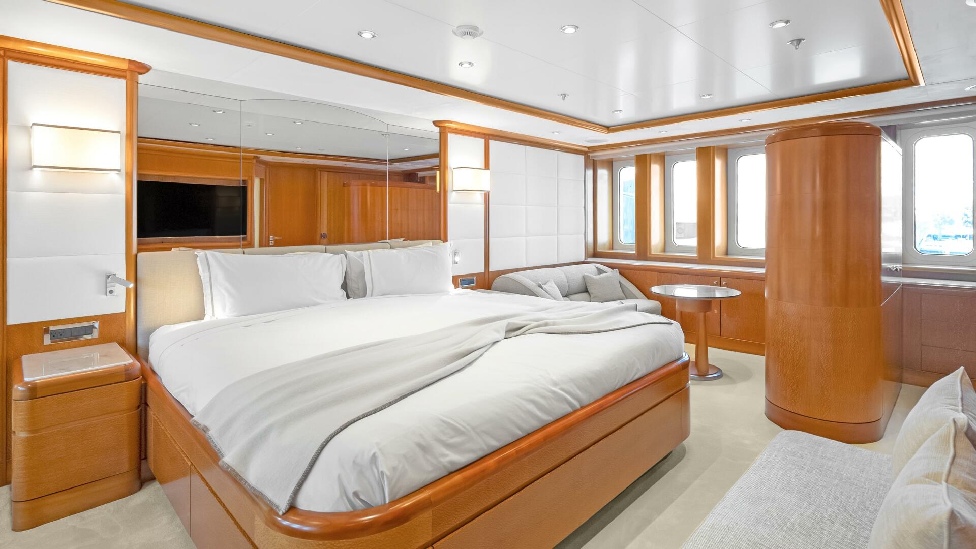 Royal Denship-Motor Yacht 2003-Unforgettable Fort Lauderdale-Florida-United States-5178554 | Thumbnail