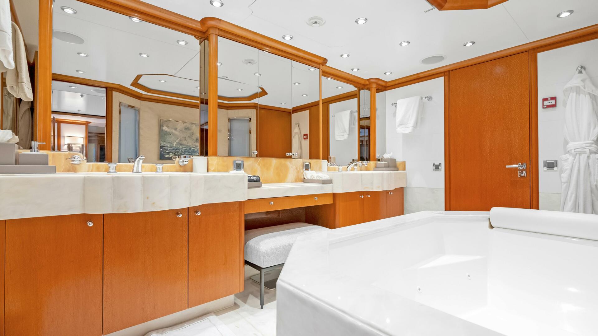 Royal Denship-Motor Yacht 2003-Unforgettable Fort Lauderdale-Florida-United States-5178549 | Thumbnail