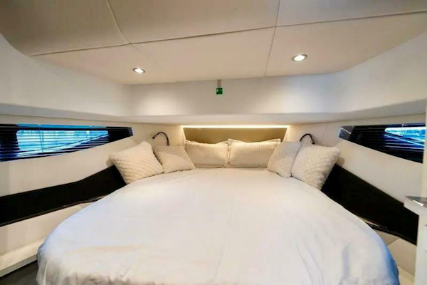 Azimut-47 Verve 2023 -Quebec-Canada-5096727