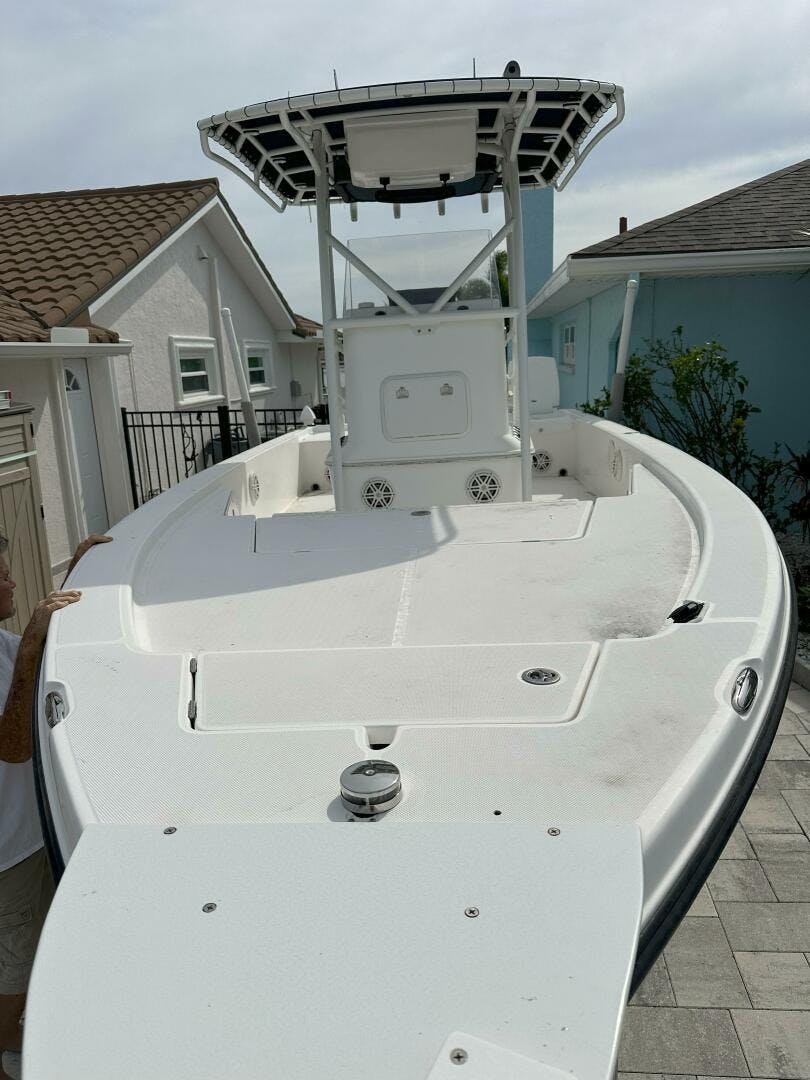 Century-2201 Bay Boat 2004 -Apollo Beach-Florida-United States-5103681