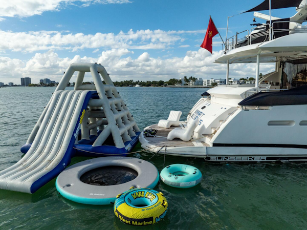 Sunseeker-94 Motor Yacht 2003-SO WHAT WHO CARES North Palm Beach-Florida-United States-2003 Sunseeker 150 GT  Inflatables -5106158