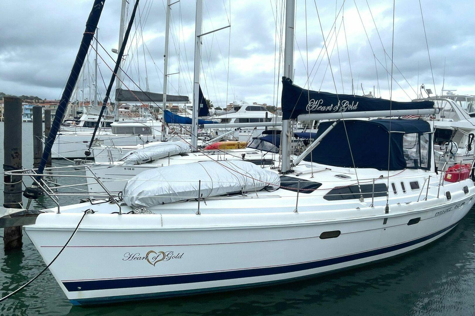 Hunter 1999 -Humacao-1999-hunter-passage-450-sail-9709330-20250310213746740-1_XLARGE.jpg-5111008