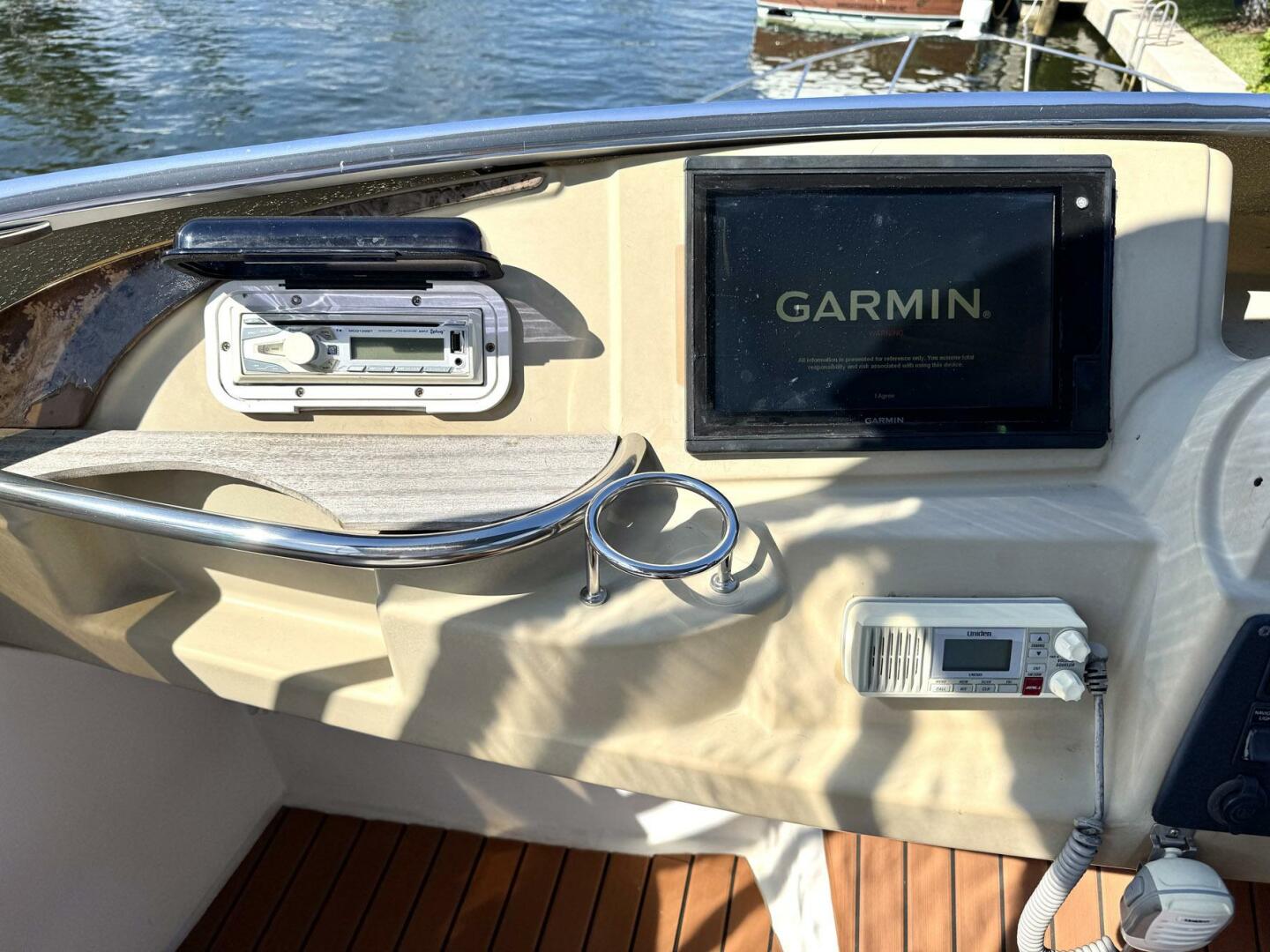 Carver-40 Flybridge 2001-CRAVER Fort Lauderdale-Florida-United States-5111779 | Thumbnail
