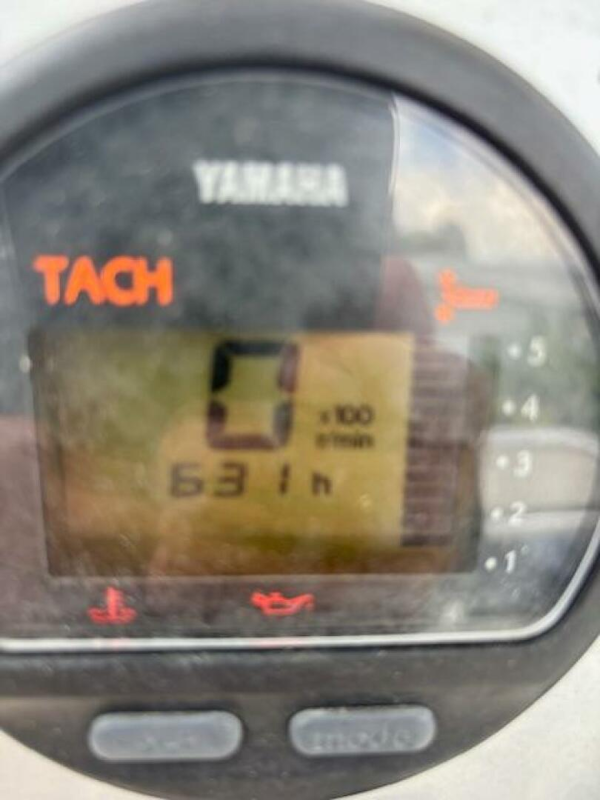 Release-208 RX 2016 -Stuart-Yamaha tachometer displaying 631 hours on a Release 208 RX, 2016 model.-5114938