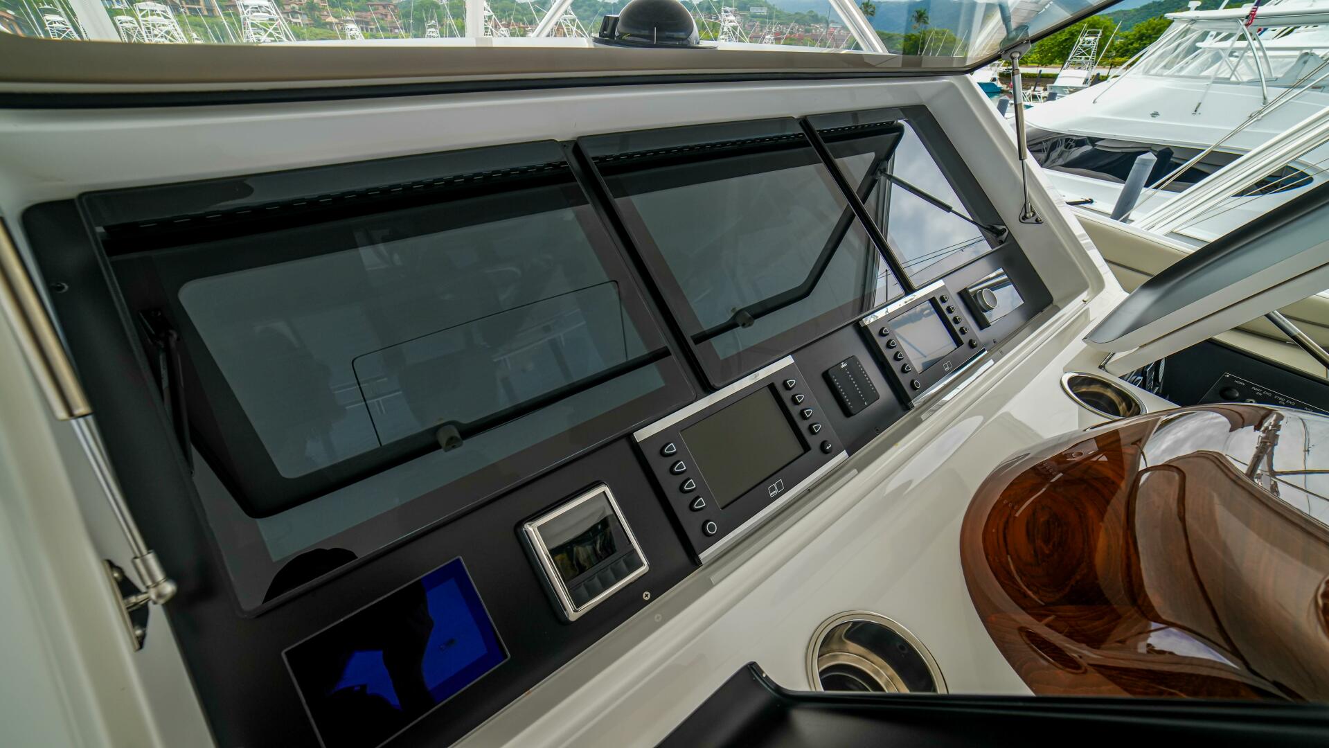 Viking-72 Convertible 2023-Free Spool Los Suenos-Costa Rica-2023 Viking 73 Convertible Free Spool  Helm-5122547 | Thumbnail