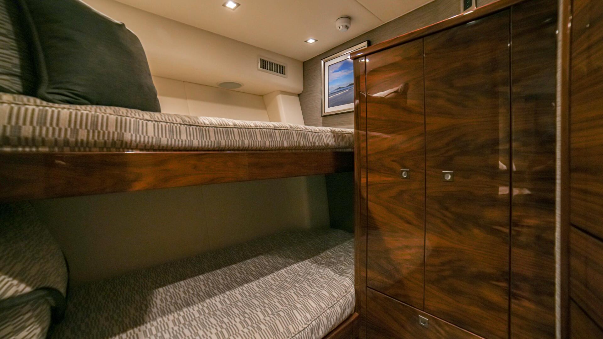 Viking-72 Convertible 2023-Free Spool Los Suenos-Costa Rica-2023 Viking 73 Convertible Free Spool-5122914 | Thumbnail