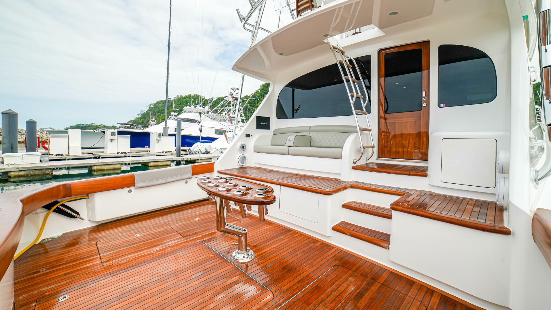 Viking-72 Convertible 2023-Free Spool Los Suenos-Costa Rica-2023 Viking 73 Convertible Free Spool  Cockpit-5122512 | Thumbnail