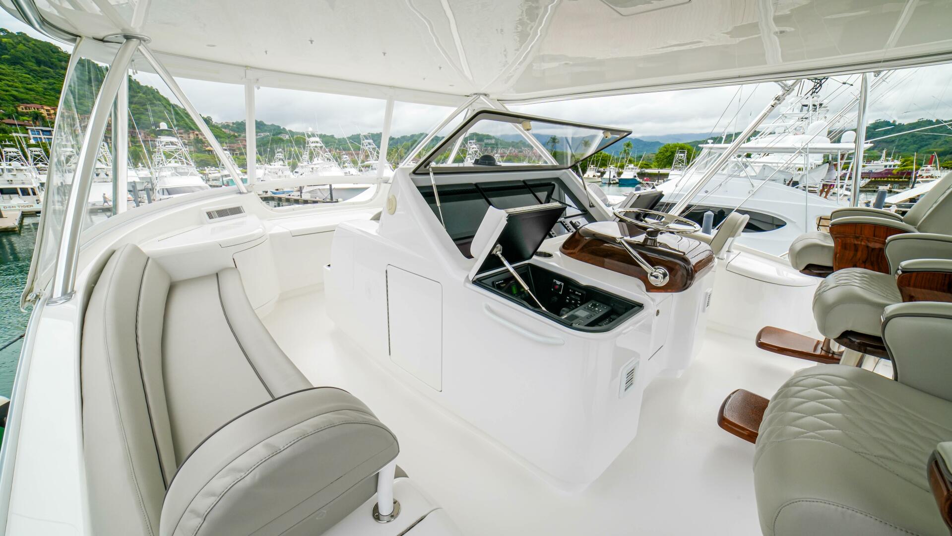 Viking-72 Convertible 2023-Free Spool Los Suenos-Costa Rica-2023 Viking 73 Convertible Free Spool  Helm-5122550 | Thumbnail